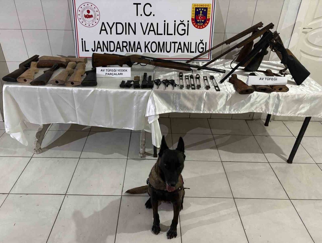 Aydın'ın Bozdoğan ilçesinde ruhsatsız tüfek tamiri ve yapımı yaptığı belirlenen