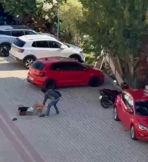 Antalya'nın Kaş ilçesinde Gökay S. (36), annesiyle ilişkisi olduğu iddia