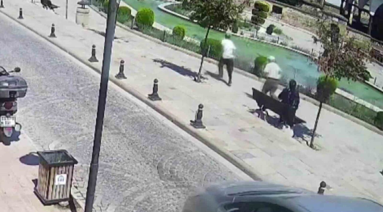 Amasya'da 78 yaşındaki S.K., dolandırıcıların tuzağına düşerek önce 500 gram