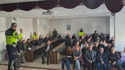 Yatağan'da, 2025-2026 eğitim öğretim yılı için düzenlenen trafik güvenliği seminerinde,