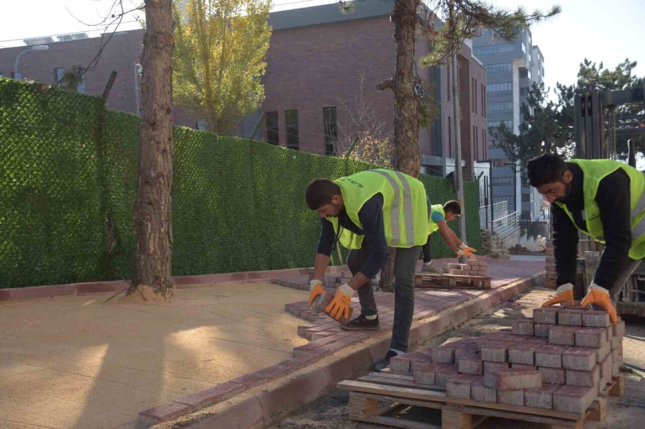 Bilecik Belediyesi, Pelitözü ve Bahçelievler Mahallesi başta olmak üzere şehirdeki