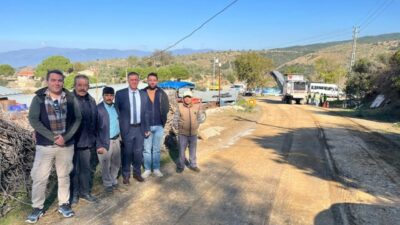 Yenipazar Belediye Başkanı Malik Ercan, Koyunlar Mahallesi'nin giriş yolunu yenileme