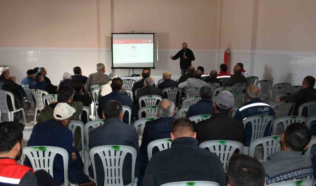 Yenipazar'da hayvancılık yapan üreticilere yönelik şap hastalığıyla ilgili bilgilendirme toplantısı