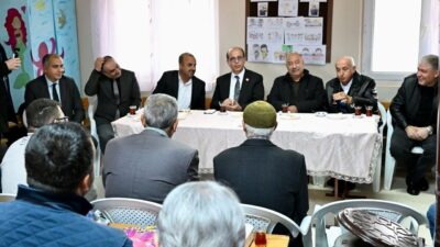 Yeşilyurt Belediye Başkanı Prof. Dr. İlhan Geçit, Mahmutlu Mahallesi'nde yapılan