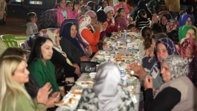 Şehitkamil Belediye Başkanı Umut Yılmaz, Kozluyazı Mahallesi'nde muhtarlar ve halkla