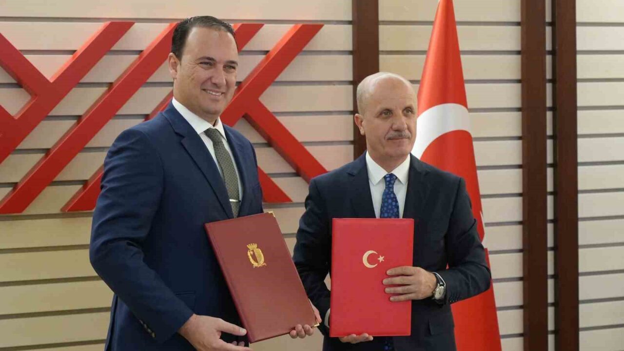 Yükseköğretim Kurulu Başkanı Prof. Dr. Erol Özvar, Türkiye ile Malta
