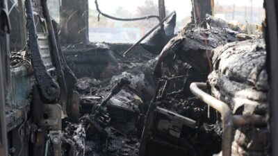 Kocaeli’nin D-100 kara yolu Kuruçeşme mevkisinde park halindeki 42 BDB