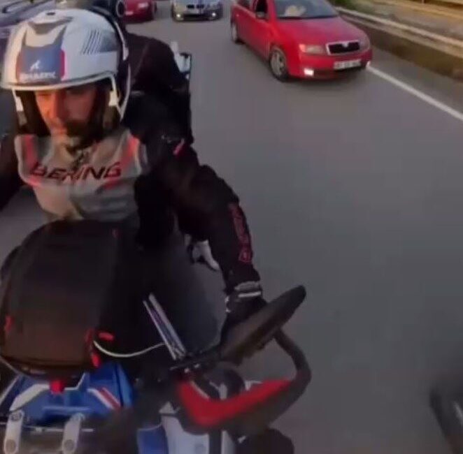 Giresun'da trafik magandaları, Karadeniz Sahil Yolu'nu kapatarak drift yaptı. O