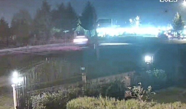 Düzce’de Karşıdan Karşıya Geçerken Kamyonetin Çarptığı 75 Yaşındaki Kadın Hayatını Kaybetti Düzce'de D-100 karayolu üzerinde, 75 yaşındaki Emine Akdemir yolun karşısına