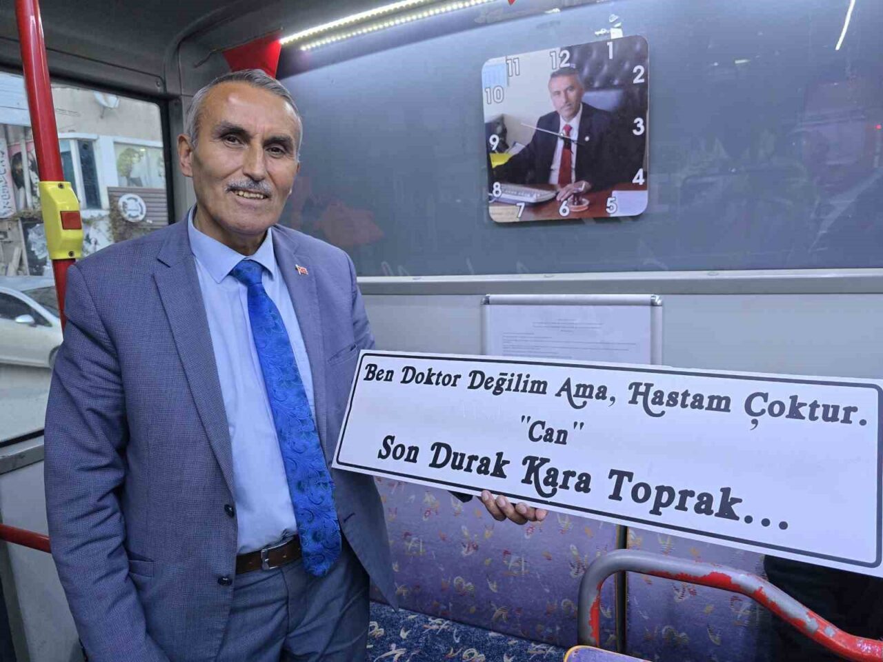 Yozgat'ta halk otobüsü şoförü Mehmet Uzun, nezaket, maniler ve özel