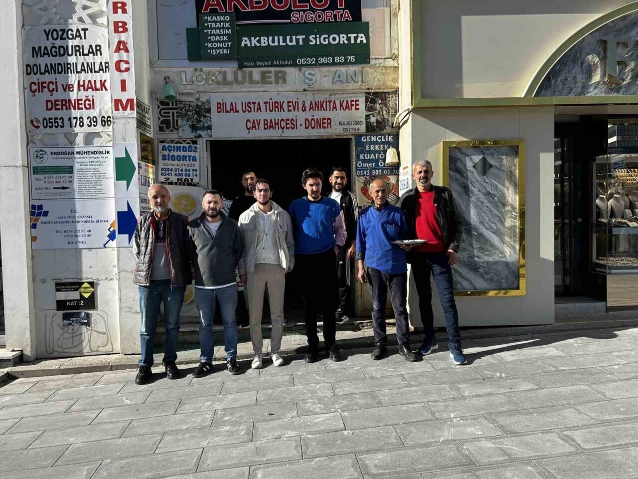 Yozgat'taki Aşağınohutlu Mahallesi'ndeki Eser İş Hanı'nda esnaflar, alkol ve uyuşturucu