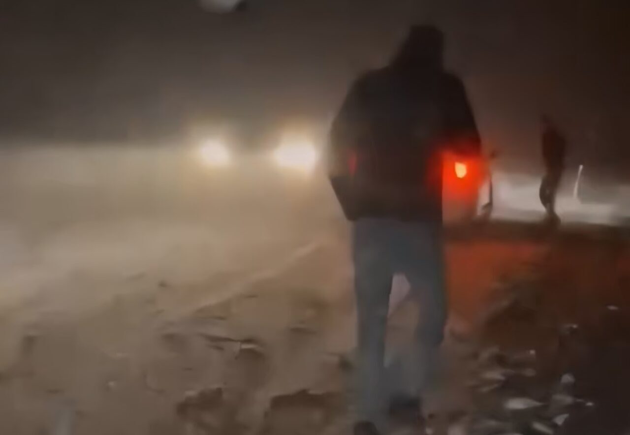 Haruna Geçidi’nde Yoğun Kar Yağışı Nedeniyle Mahsur Kalan Araçlar Kurtarıldı