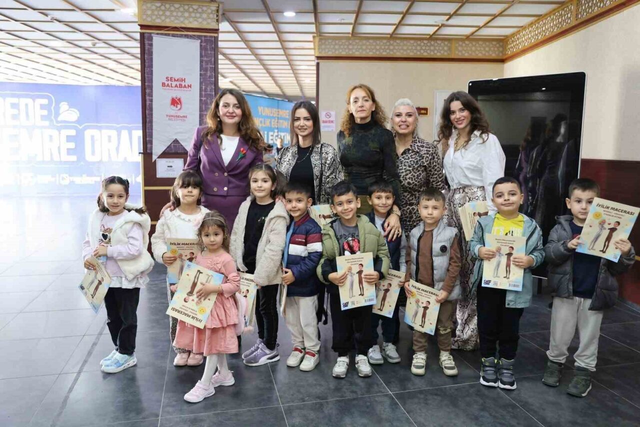 Yunusemre Belediyesi, 20 Kasım Dünya Çocuk Hakları Günü'nde Ferdi Zeyrek