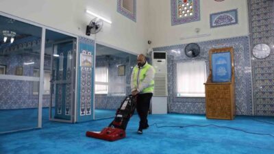 Yunusemre Belediyesi, vatandaşların ibadetlerini daha temiz ve huzurlu bir ortamda