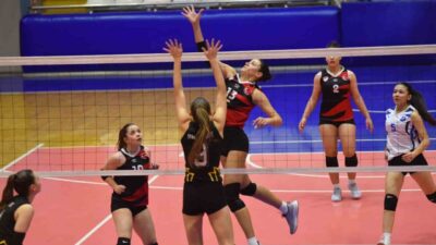 Yunusemre Belediyespor, Genç Kızlar Voleybol İl Birinciliği B Grubu'nda Manisa