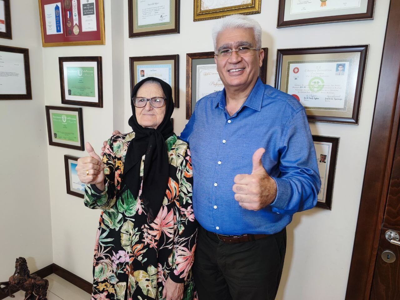 Adana’da bel fıtığı yüzünden yürüyemeyen 75 yaşındaki Zarife Satıcı, riskli