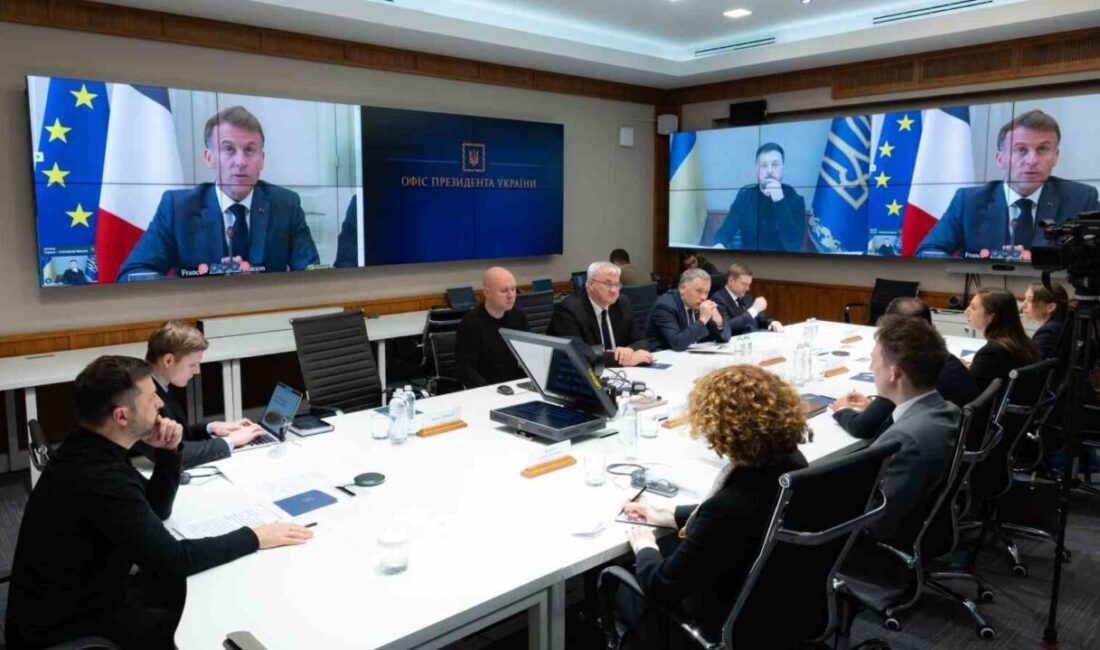 Zelenskiy: “Rusya’nın Savaş Tavrı Devam Ediyor, Destek Şart” Ukrayna Devlet Başkanı Vladimir Zelenskiy, savaşın sona ermediğini belirterek Rusya'nın