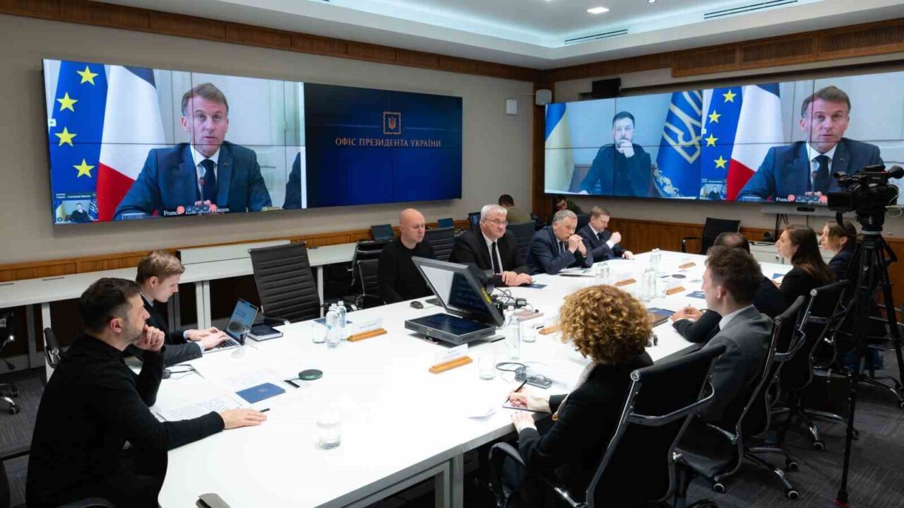 Ukrayna Devlet Başkanı Vladimir Zelenskiy, savaşın sona ermediğini belirterek Rusya'nın