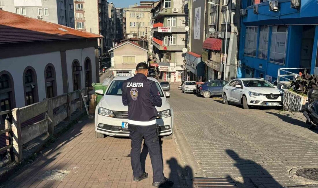 Zonguldak’ta park kurallarını ihlal eden sürücülere ceza uygulandı. Zonguldak Belediyesi Zabıta Müdürlüğü, kent merkezinde sabah saatlerinde gerçekleştirdiği denetimlerde