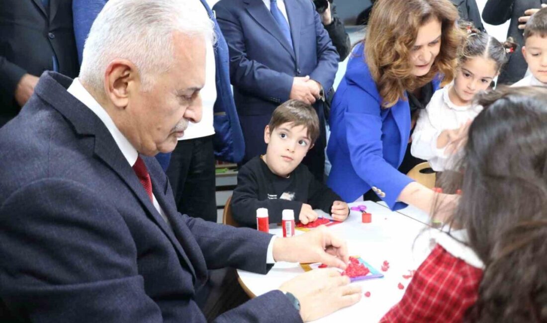 Zonguldak’ta Yeni Anaokulu Açılışında Binali Yıldırım’dan Nüfus Artışına Yönelik Önemli Açıklamalar Zonguldak'ta hayırsever Hakan Şen ve oğlu Yaman Şen tarafından yaptırılan