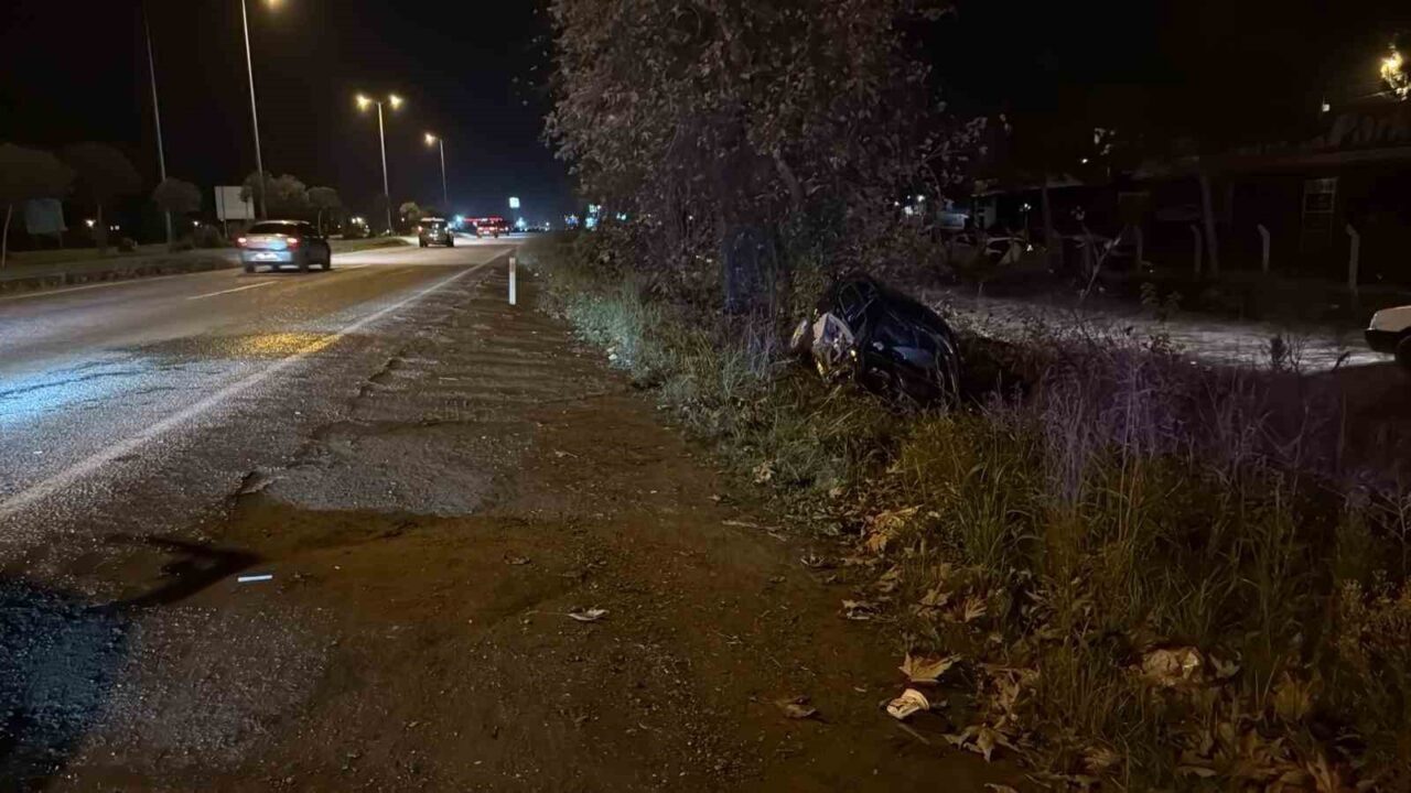 Zonguldak’ın Çaycuma ilçesinde B.G. yönetimindeki otomobil, direksiyon hâkimiyetinin kaybedilmesi nedeniyle