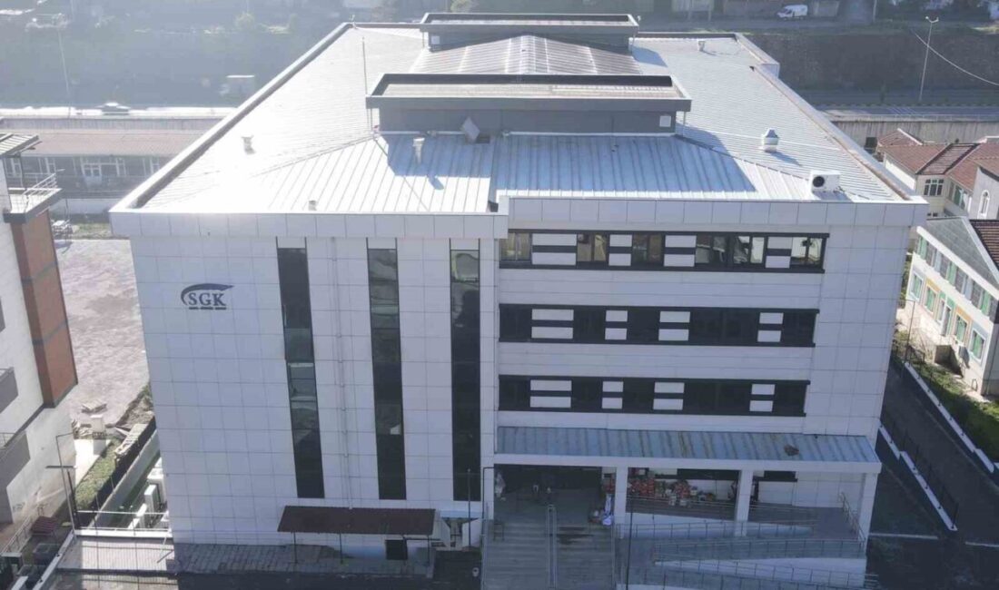 Yeni Sosyal Güvenlik Kurumu Binasının İnşaatı Tamamlandı, Taşınma Süreci Başlıyor AK Parti İl Başkanı Mustafa Çağlayan, Çınartepe Mahallesi'nde inşa edilen