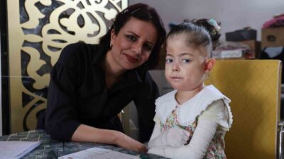 Elazığ'da evde eğitim veren öğretmen Arzu Binay, epidermolizis bülloza hastası