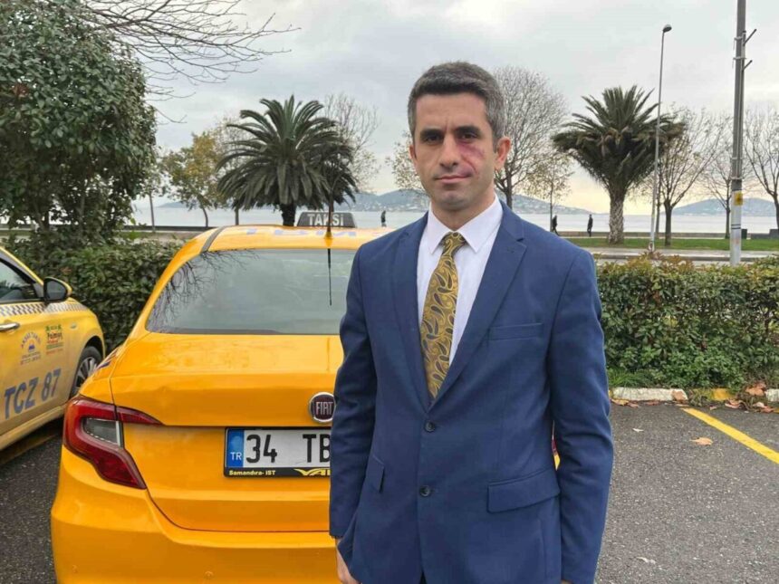 İstanbul’da 10 yıllık bankacı olan Burak Yılmaz, insanları gözlemlemek amacıyla taksiciliğe başladı.