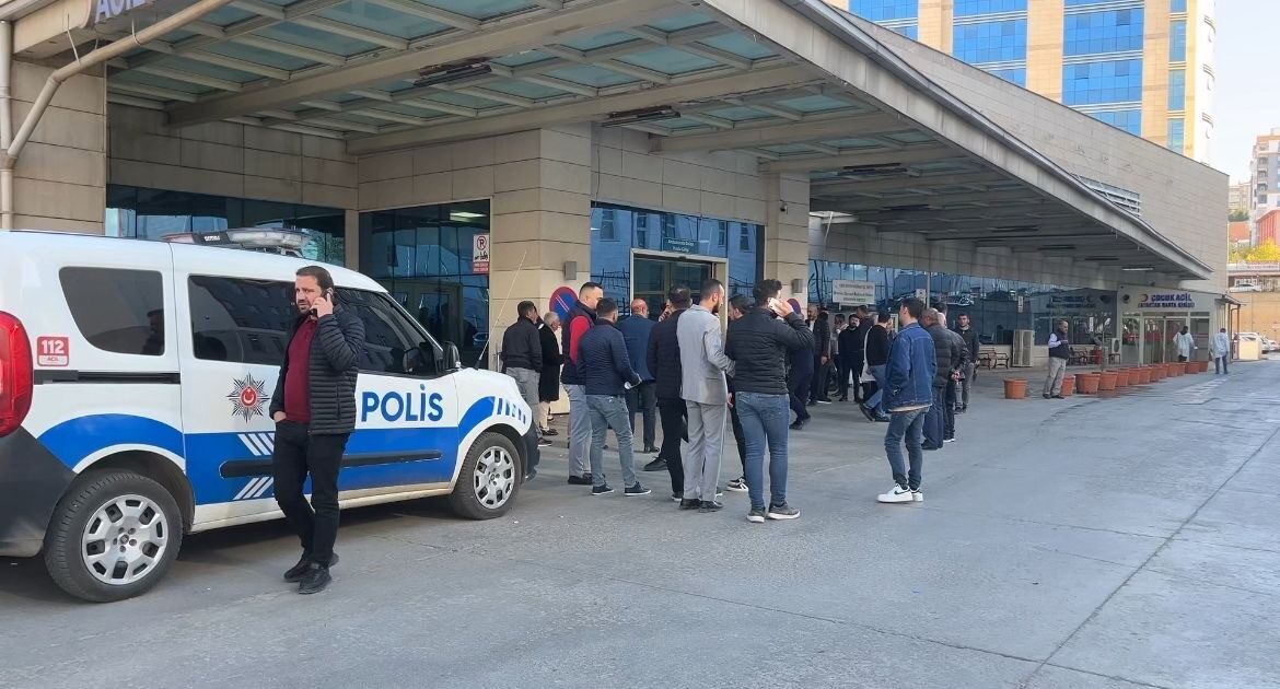 Siirt’in Eruh ilçesindeki Bilgili köyünde 11 yaşındaki Demhat B., çapa