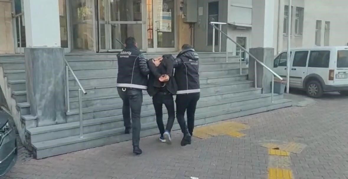 Kayseri'de, 15 ilde 20 ayrı suç kaydı ve 14 yıl