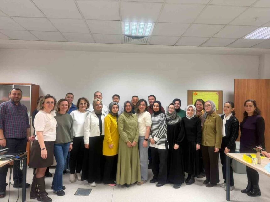 Düzce’de Üreme Sağlığı Eğitimleri Sağlık Personeline Verildi