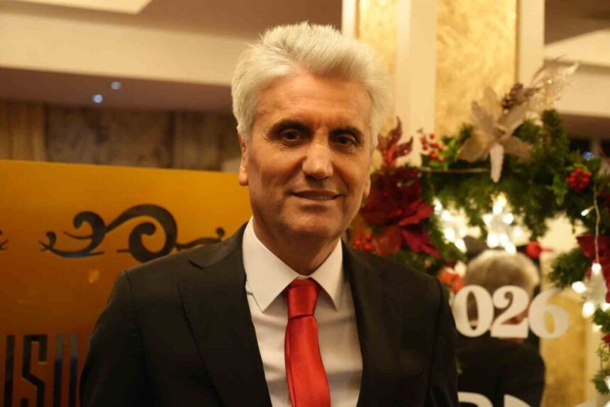 Estetik Cerrahi Uzmanı Prof. Dr. Hayati Akbaş, 2025 yılında yüz gençleştirme ameliyatlarında yoğun talep olduğunu açıkladı.