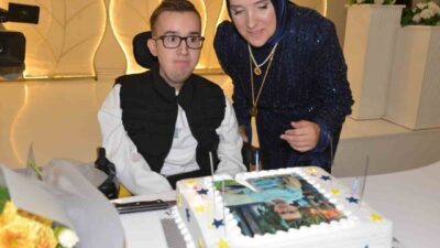 Sakarya'nın Akyazı ilçesinde, 23 yıllık kas hastalığı mücadelesi veren Halilcan