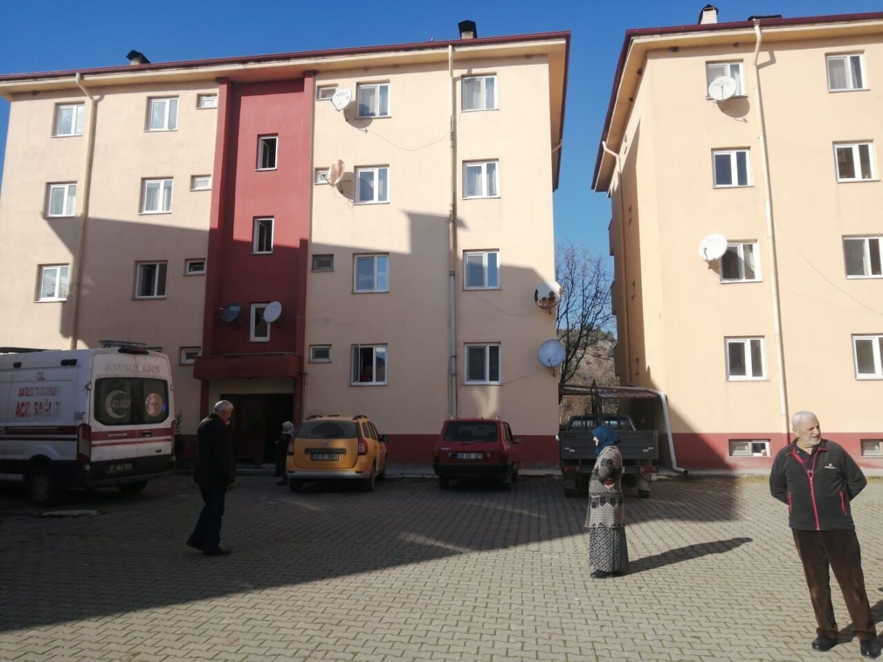 Kastamonu'nun Hanönü ilçesinde yaşayan 55 yaşındaki Fettah Kaya, 4 gün