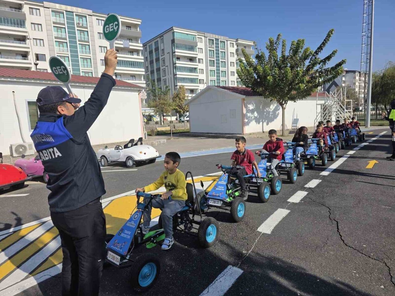 Diyarbakır Büyükşehir Belediyesi, 19-25 Kasım tarihleri arasında 8 okuldan 486