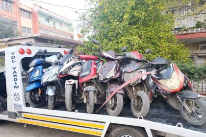 Adana’da Motosiklet Denetiminde 433 Sürücüye Ceza, 62’si Men Edildi