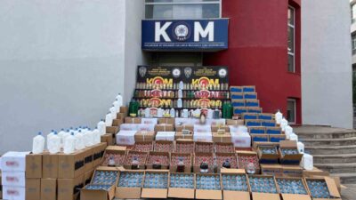 Adana'da, yılbaşı öncesi düzenlenen kaçak içki operasyonunda 4 ton etil