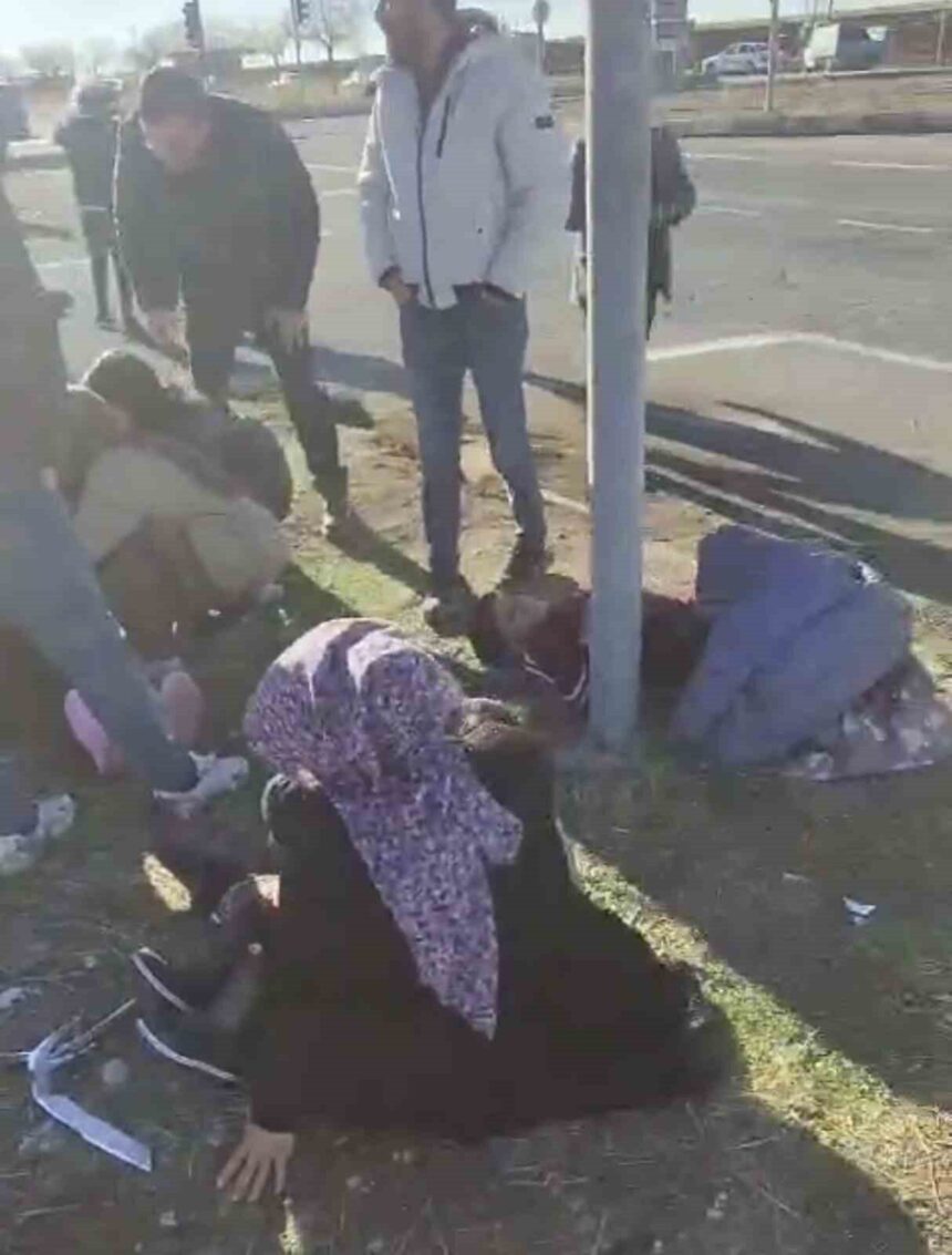 Adıyaman’da meydana gelen trafik kazasında 1 kişi yaşamını yitirdi, 8 kişi yaralandı.