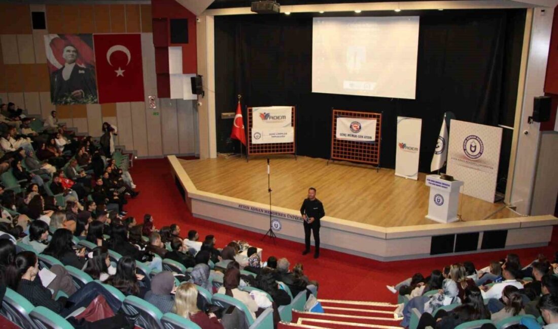 Adnan Menderes Üniversitesi’nde Diksiyon ve Topluluk Önünde Konuşma Sanatı Etkinliği Gerçekleştirildi Adnan Menderes Üniversitesi'nde düzenlenen "Diksiyon ve Topluluk Önünde Konuşma Sanatı"