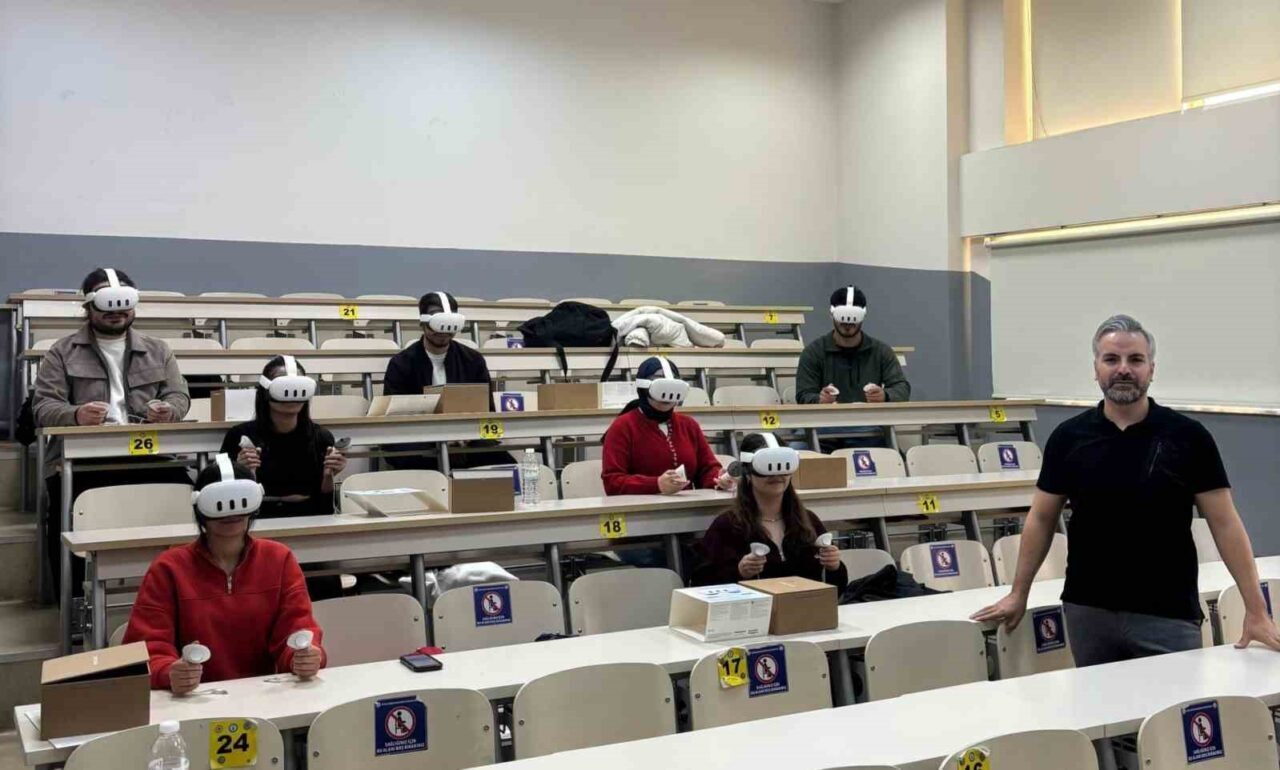 Adnan Menderes Üniversitesi Eğitim Fakültesi, e-BİDALAB Projesi kapsamında öğretmen adaylarına