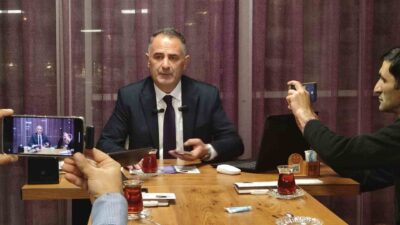 Ardahan'da Esnaf ve Sanatkarlar Odası başkanlığı için adaylığını açıklayan Candar