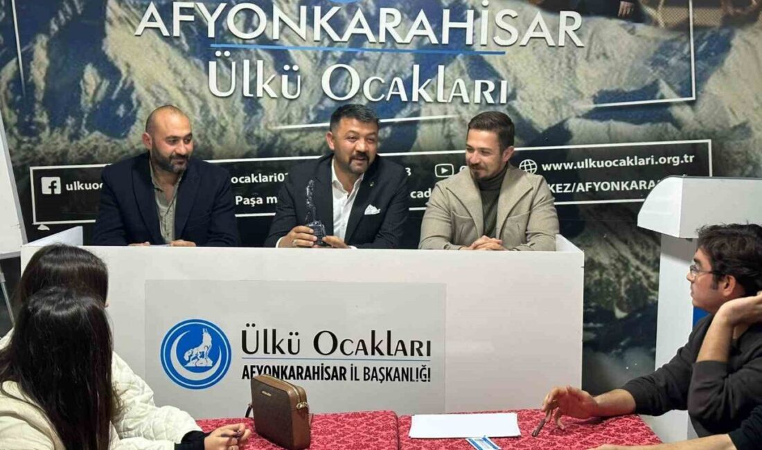 Afyonkarahisar Ülkü Ocakları'nın düzenlediği Türk Dünyası ve Türk Tarihi bilgi