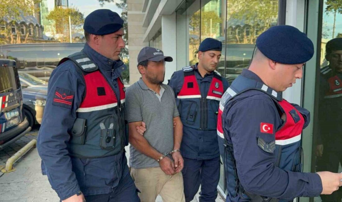 Samsun’da Ağaç Kesimi Sırasında Komşusunun Ölümüne Neden Olan Şahıs Tutuklandı Samsun'un Tekkeköy ilçesinde, ağaç kesimi sırasında komşusu Ömer Güroğlu'nun ölümüne