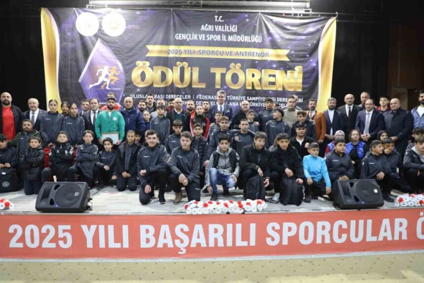 Ağrı’da 2025 Yılı Sporcu ve Antrenör Ödül Töreni Gerçekleştirildi