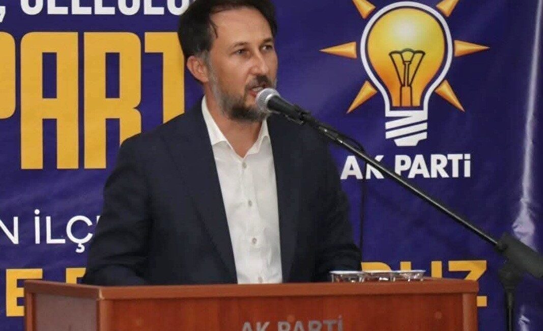 AK Parti Gediz İlçe Başkanı Osman Yılmaz, yaptığı yazılı açıklama