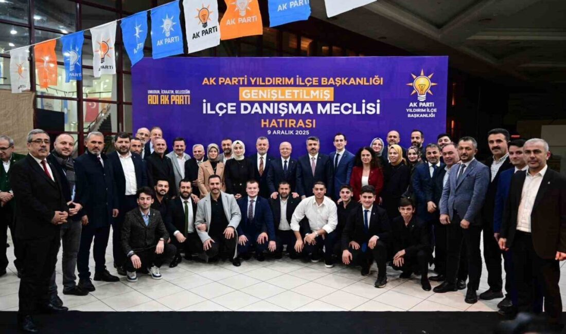 Bursa'nın Yıldırım ilçesinde AK Parti teşkilatı, son saha çalışmalarında 7