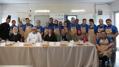 Düzce Belediyesi ve Mutfak Sanatları Akademisi, Kusursuz Kafe çalışanlarının pizzalarını