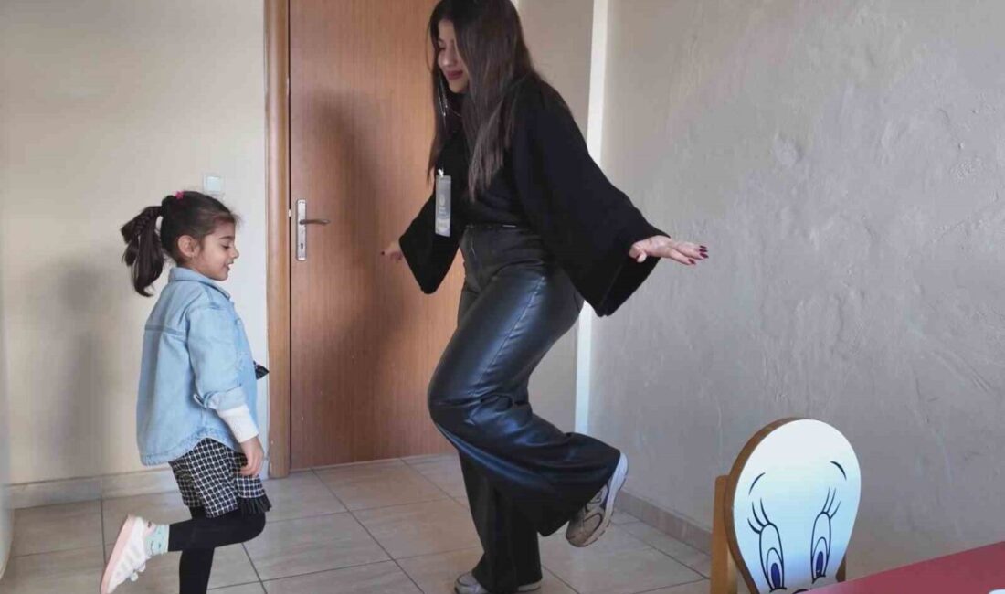 Akdeniz Belediyesi’nden 0-6 Yaş Arası Çocuklar İçin Ücretsiz Gelişim Tarama Hizmeti Mersin'in Akdeniz Belediyesi, 0-6 yaş arasındaki çocukların gelişimsel risklerini tespit