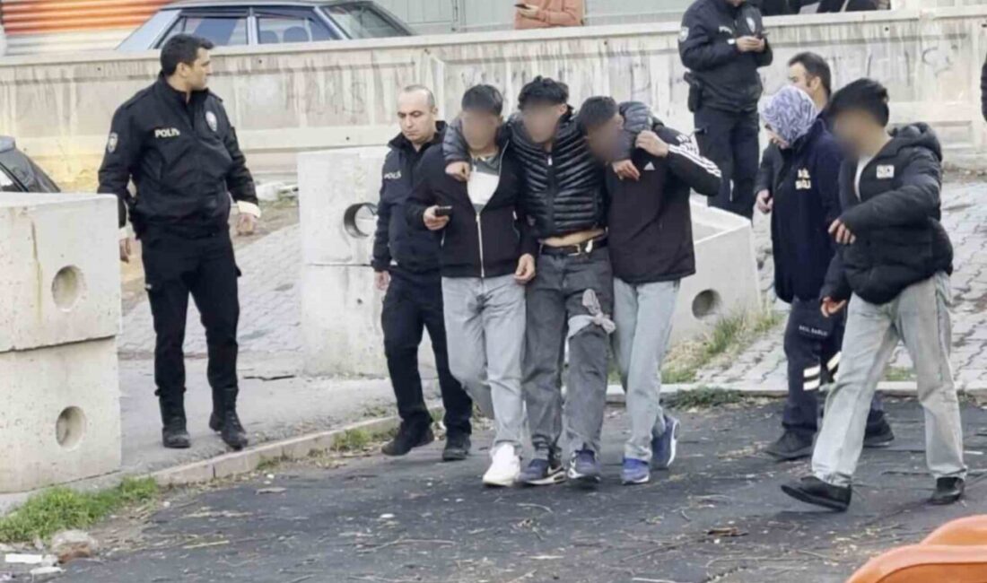 Aksaray'da okul çıkışında tartışan A.U. (16) ve O.M. (15) arasında