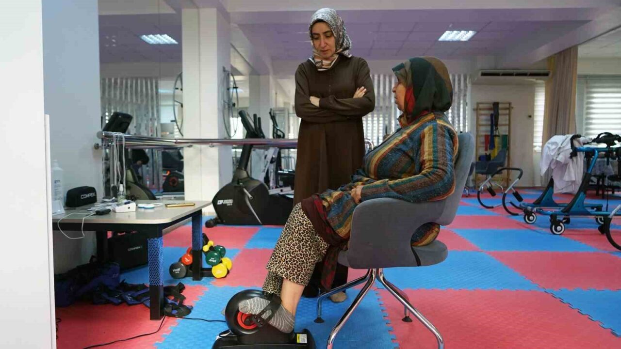 Kahramanmaraş Büyükşehir Belediyesi, Dulkadiroğlu Divanlı Mahallesi'nde açtığı Aktif Yaşam Merkezi